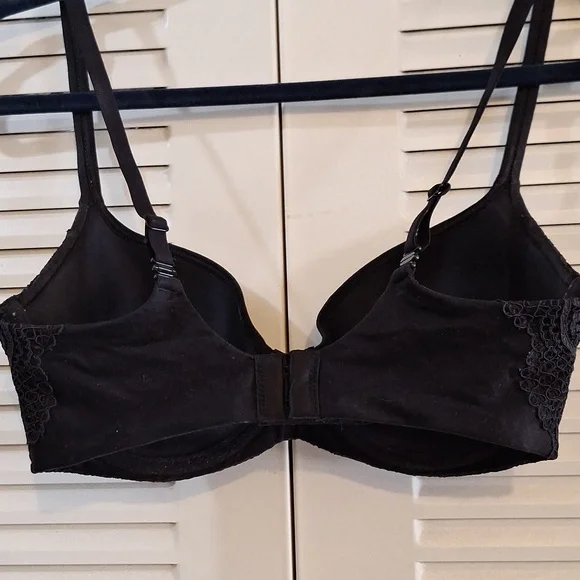 Victoria Secret Body By Victoria L8ned Demi Black Lace Bra - Picture 3 of 4